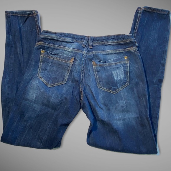 Forever 21 Distressed Low Rise Jeans Sz 30 low rise - Picture 2 of 12